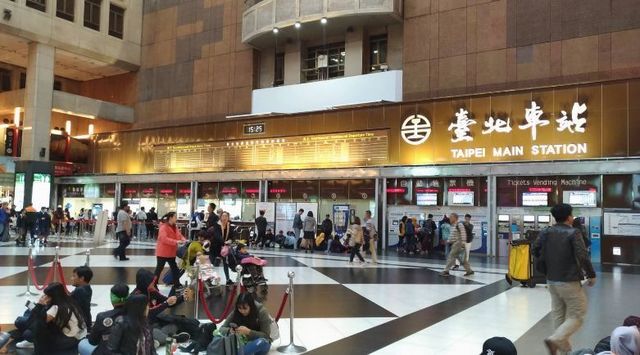 台湾台北駅1.jpg