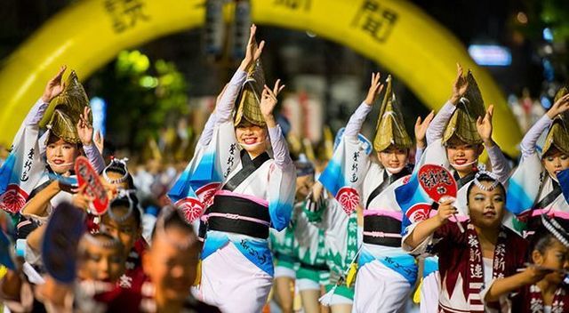 東京高円寺阿波踊りa.jpg